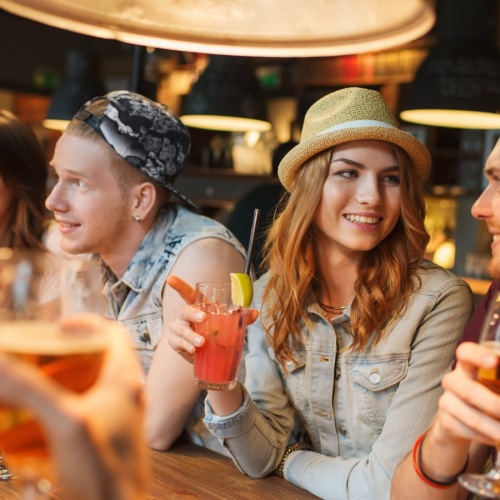 Vibrant community life with a variety of dining options Vibrant community life with a variety of dining options